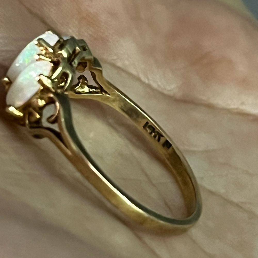 Elegant 14K Yellow Gold Triple Opal Ring - Picture 5 of 16